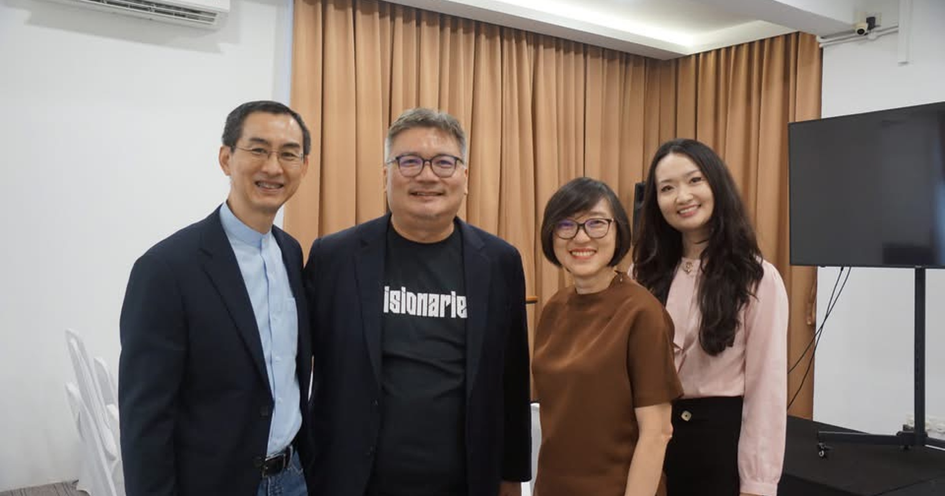 Kiwanis Networking with Marketing Guru Long Yun Siang